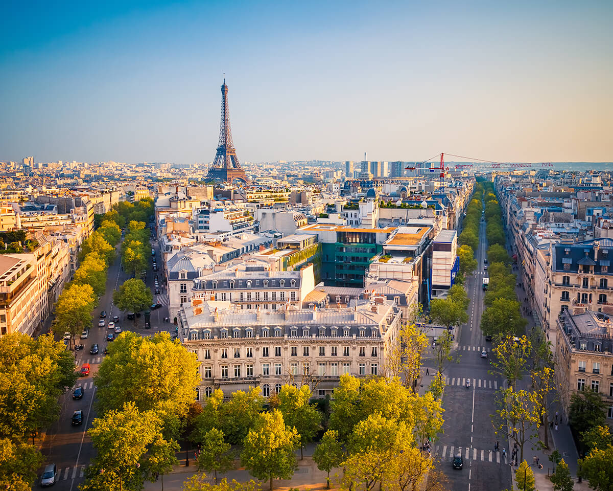 paris eiffel tower city break