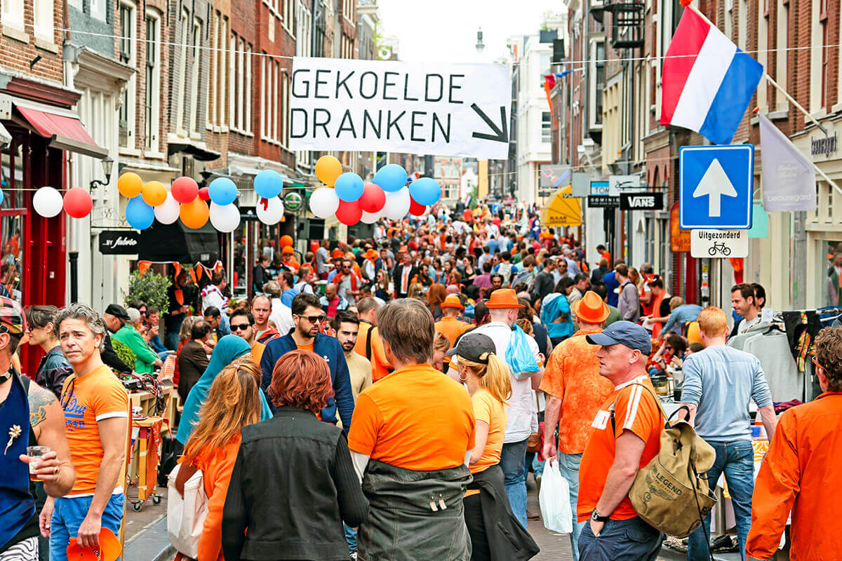 Amsterdam Orange day busy street