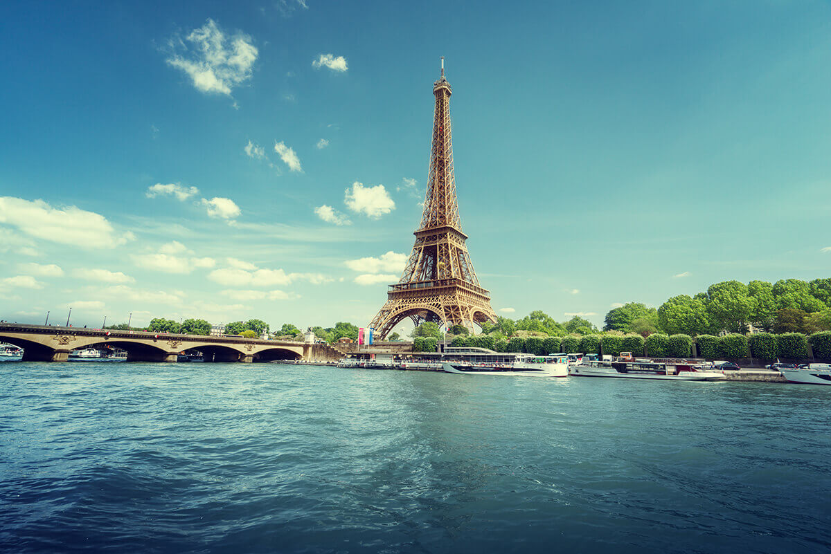 Paris Eiffel tower river